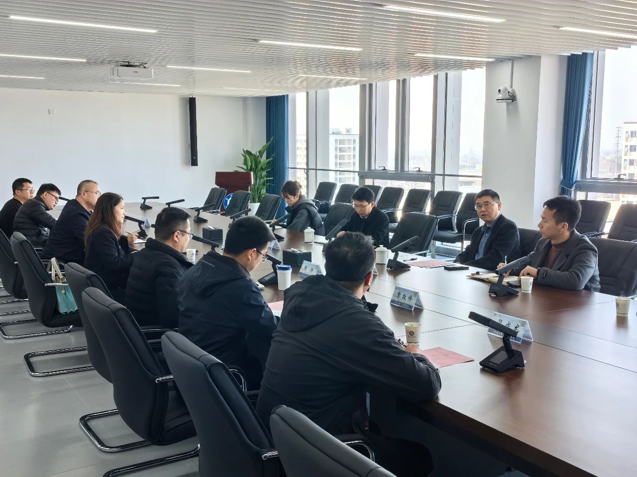 芜湖市大学生实习实践基地与芜湖学院校地企交流座谈会圆满举行